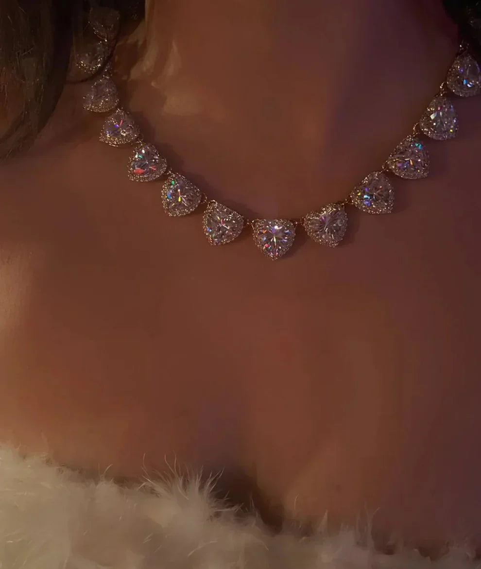 "Adriana" Herzkette