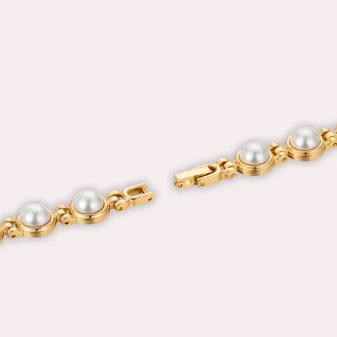 "Daisy" Gold