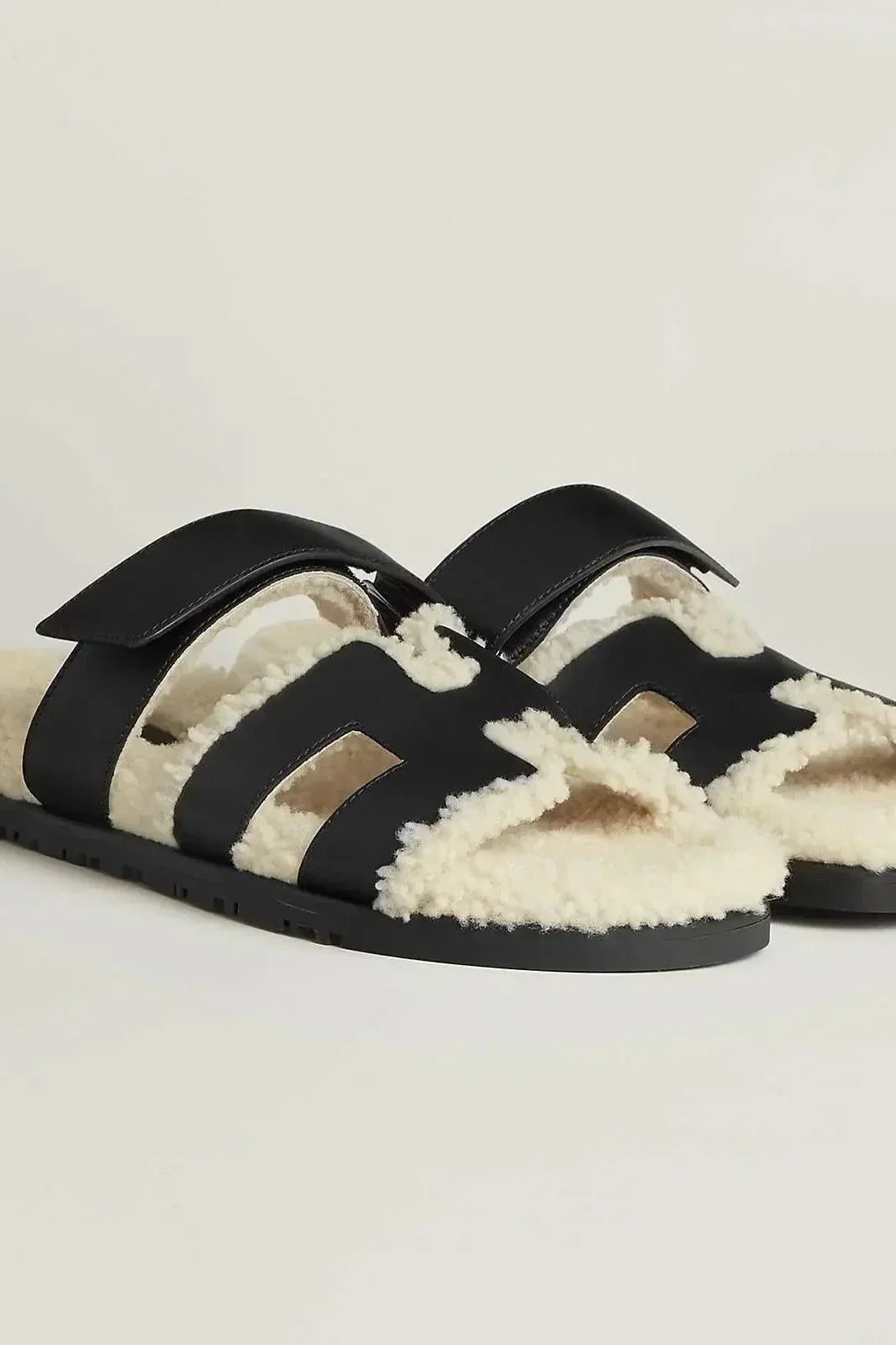 Gemütliche Luxus-Sandalen